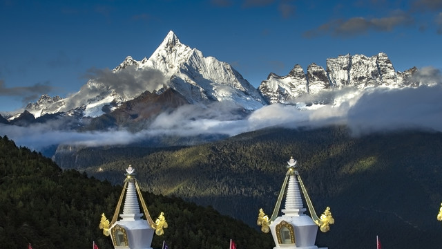 梅里雪山