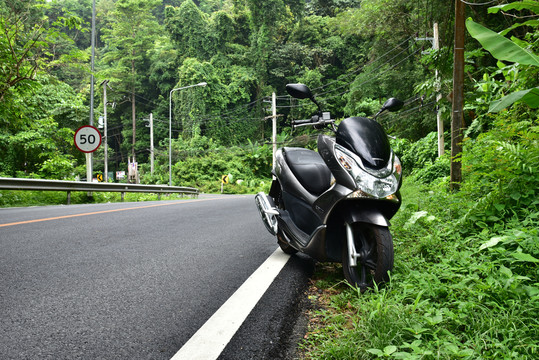 摩托车