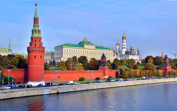 莫斯科河克林姆林宫红场城墙教堂