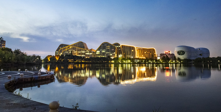 杭州白马湖夜景