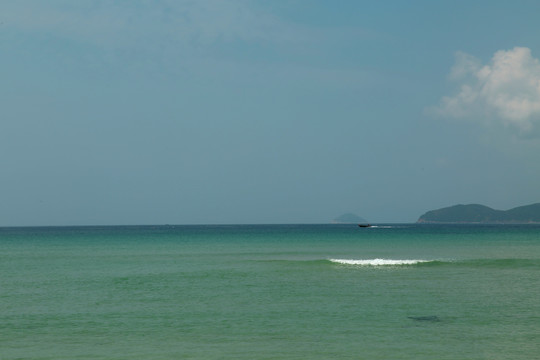 大海白云蓝天