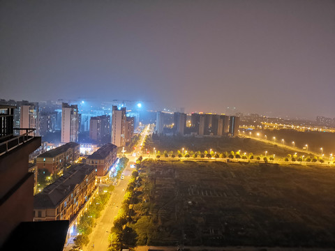 道路夜景