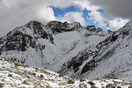 达古冰山雪峰