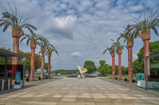 上海月湖雕塑公园