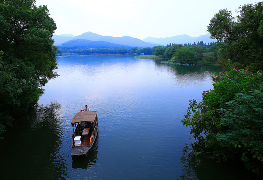 西湖山水装饰画