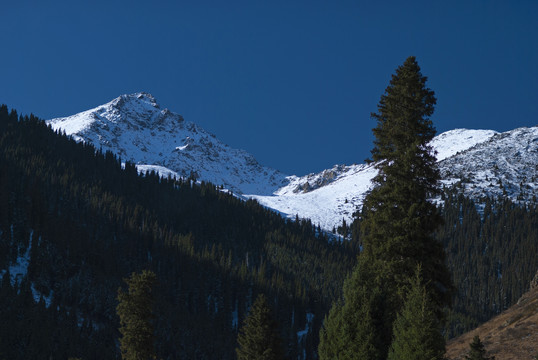 雪山