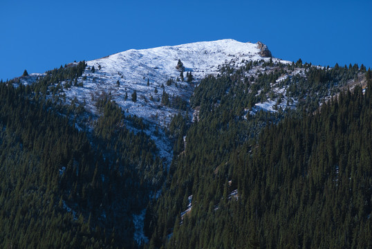 天山