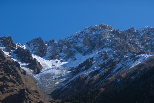 雪山