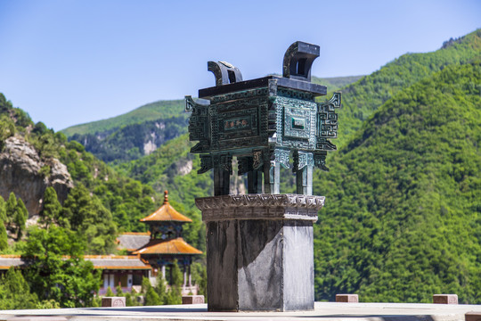 晋中介休绵山风景区介神庙