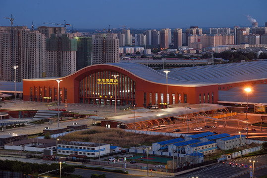 哈尔滨西站城市风光夜景