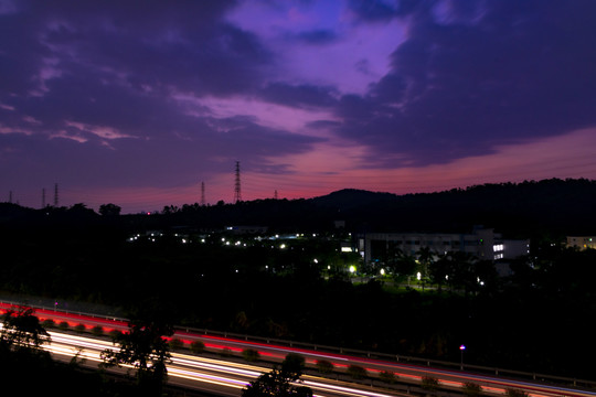 夜幕降临