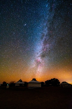 达里诺尔湖星空