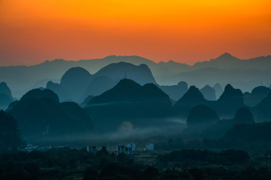 桂林山水喀斯特风景画装饰画