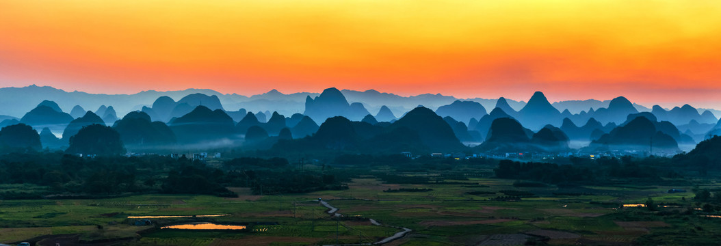 桂林山水喀斯特风景画装饰画