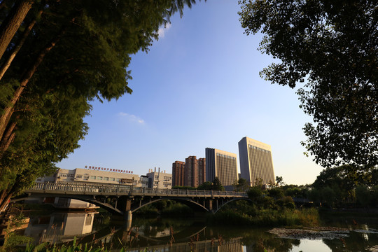 中国地质大学