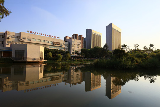 中国地质大学