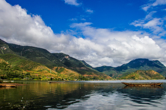 泸沽湖风光