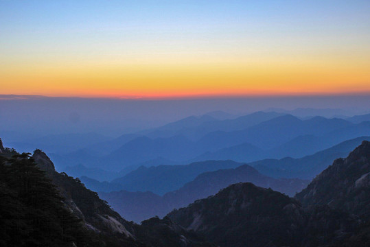 黄山晨曦