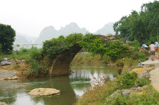 英西峰林小赵州桥