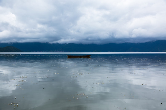 泸沽湖