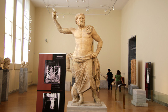 希腊国家考古博物馆宙斯雕塑