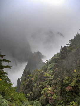 安徽黄山山脉云雾