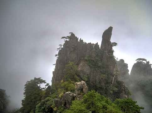 安徽黄山云雾山石