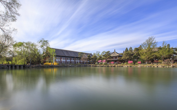 北大风光未名湖红四楼备斋体斋