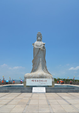 汕尾凤山妈祖雕像