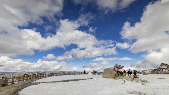 雪山