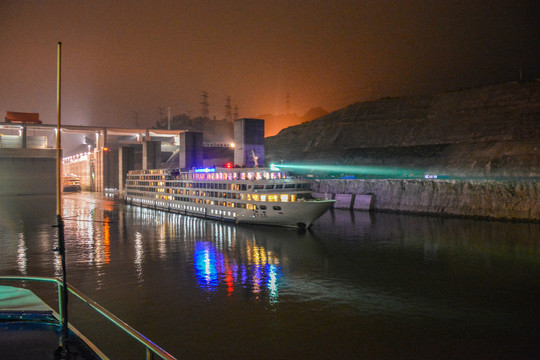 长江三峡夜景