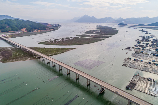 水库