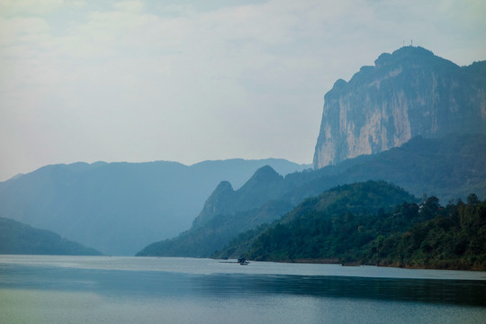 长江三峡瞿塘峡巫峡西陵峡