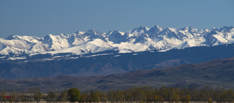 天山