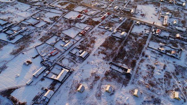 大兴安岭林区山林人家雪景