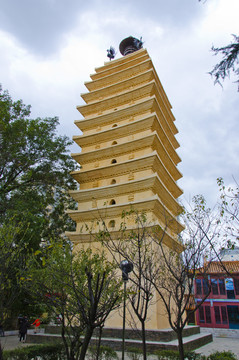 昆明西寺东寺