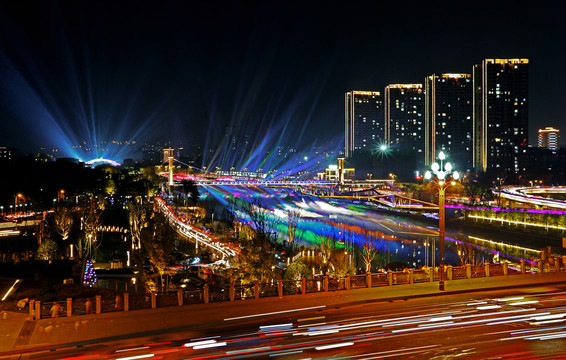 自贡东兴寺夜景