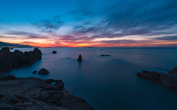 海上日出