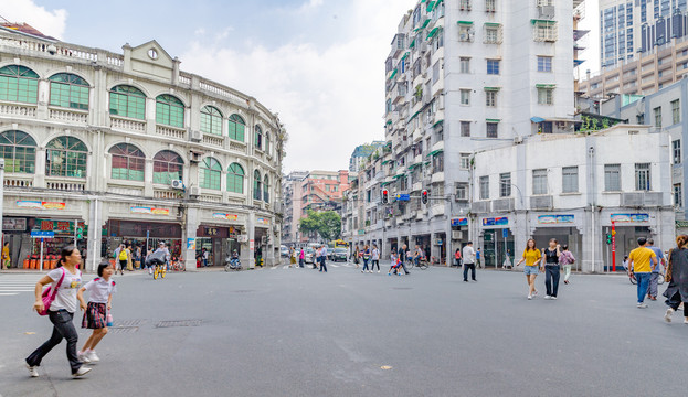 广州老城骑楼街景