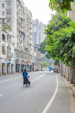 广州万福路骑楼建筑街景