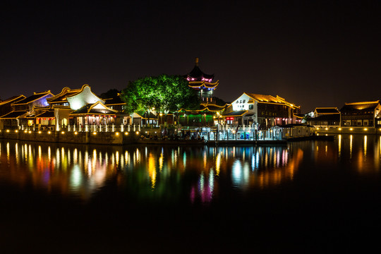 苏州山塘古镇夜景