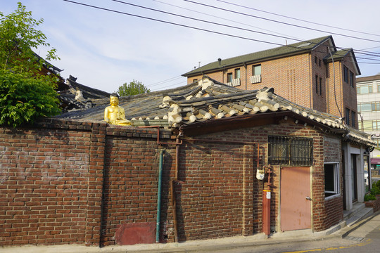 韩国北村韩屋村的街道街景