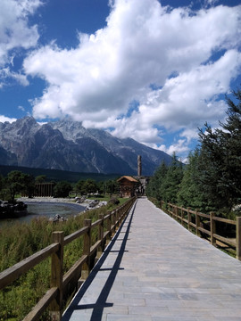 旅游景区道路