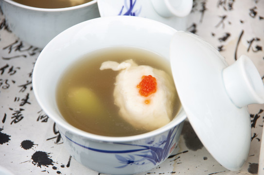 松茸鸡豆花