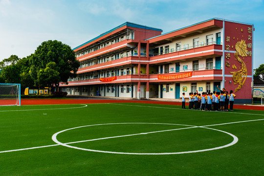 上海浦东新区大团镇小学