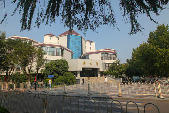 北京交通大学图书馆