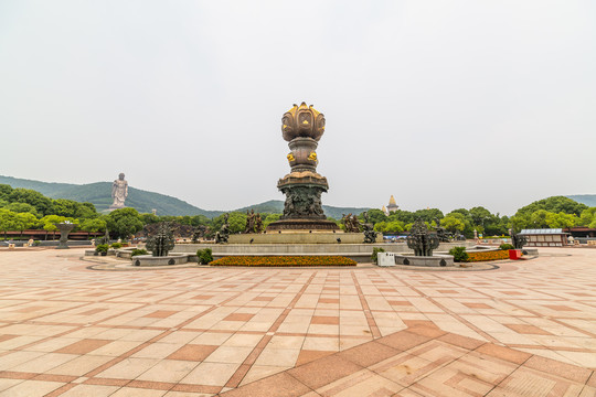 灵山大佛九龙灌浴太子像雕塑