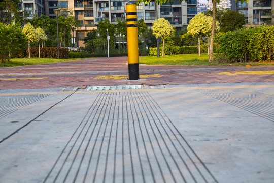 小区水泥道