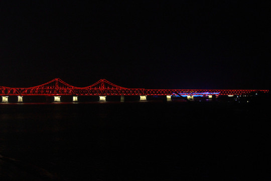 鸭绿江断桥夜景