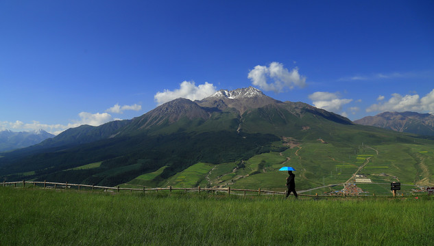 祁连山牛心山